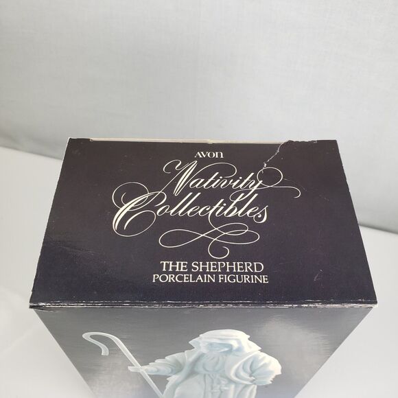 Vintage 1983 Avon Bisque Porcelain Nativity Collectable "The Shepherd " Figurine - Picture 2 of 15